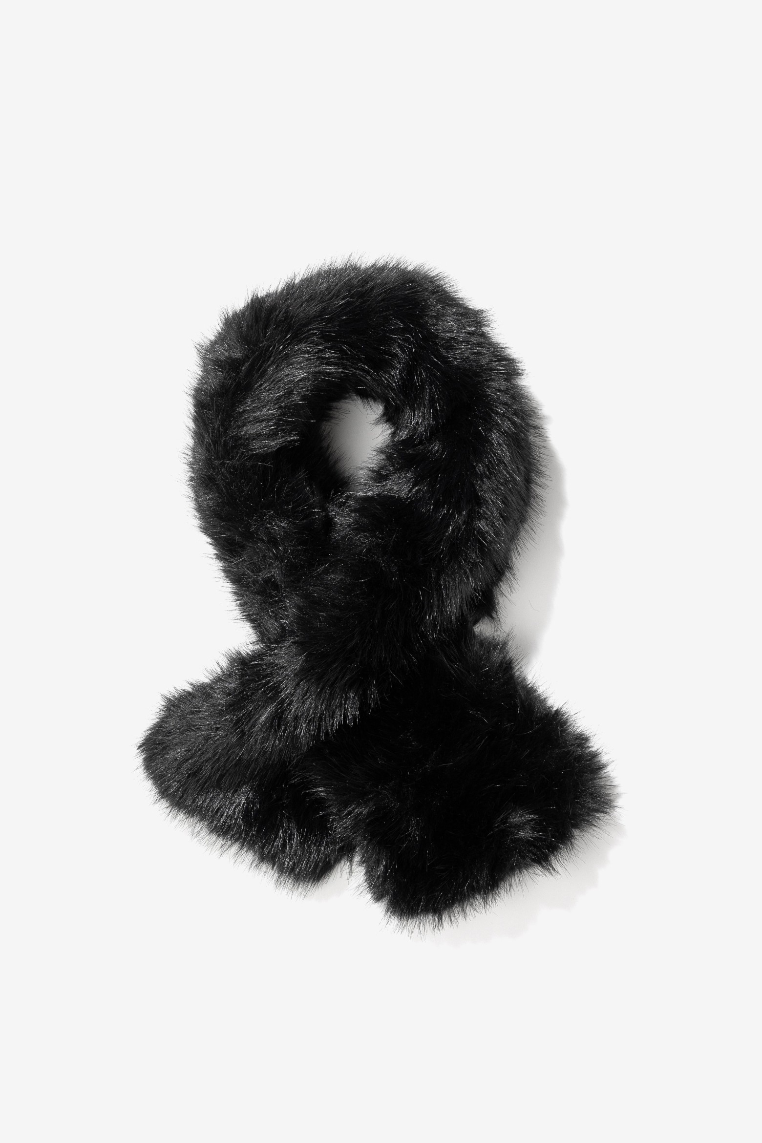 Black Long-Pile Scarf