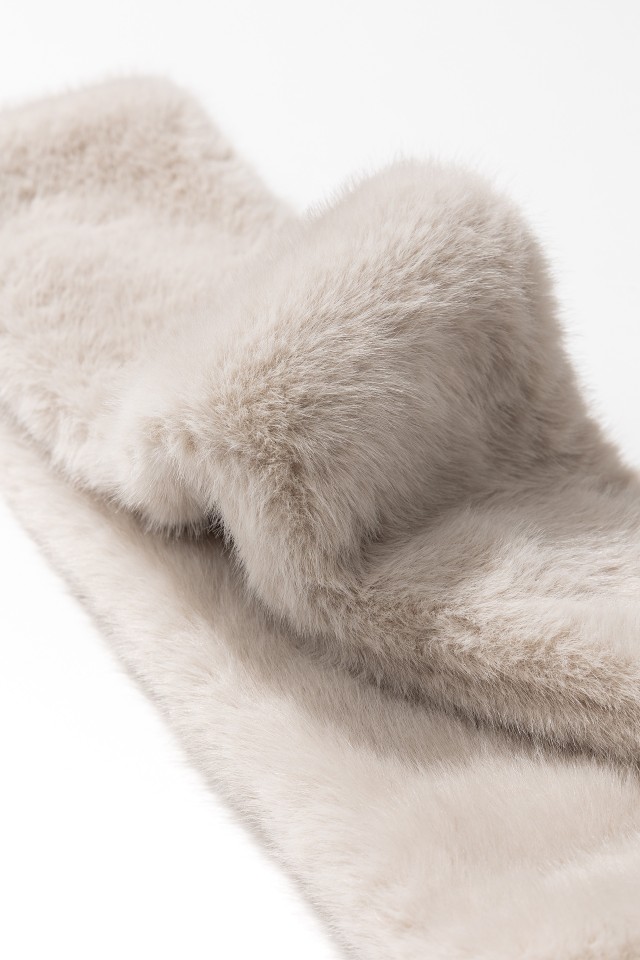 Beige Fluffy Scarf Beige Fluffy Scarf