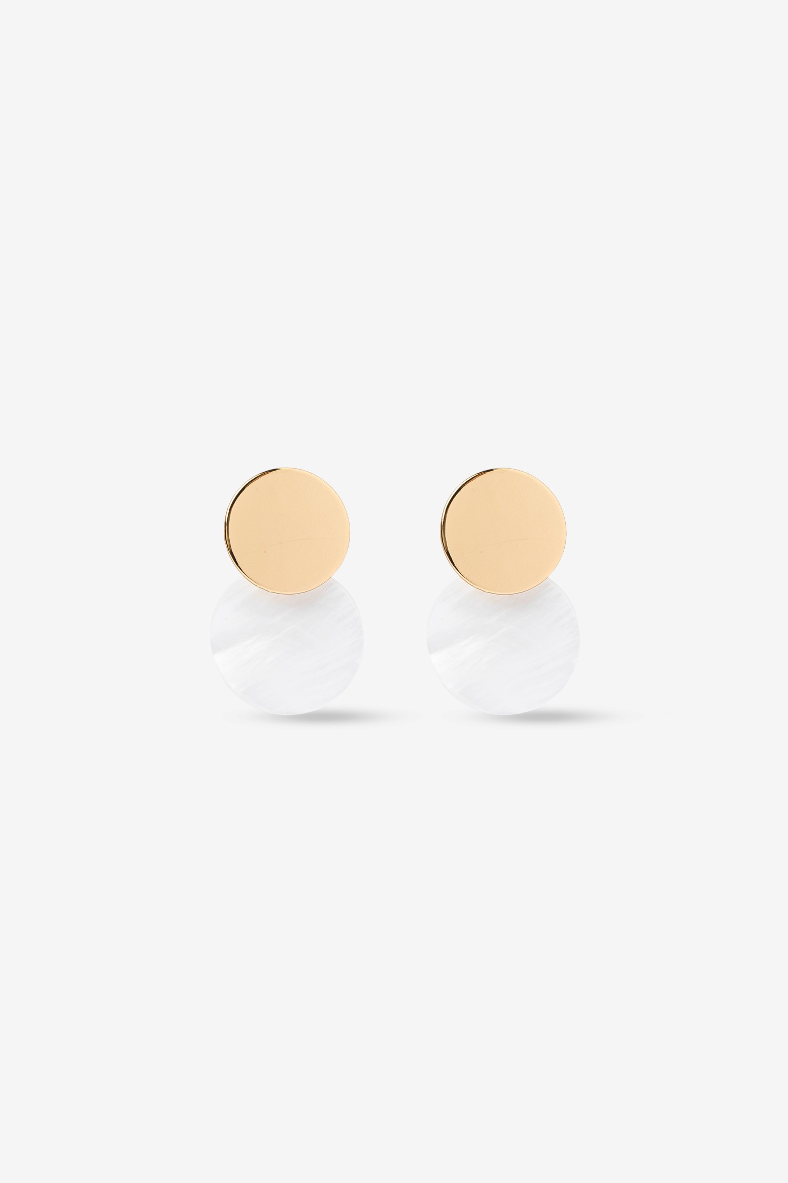 Pendientes disco dorado