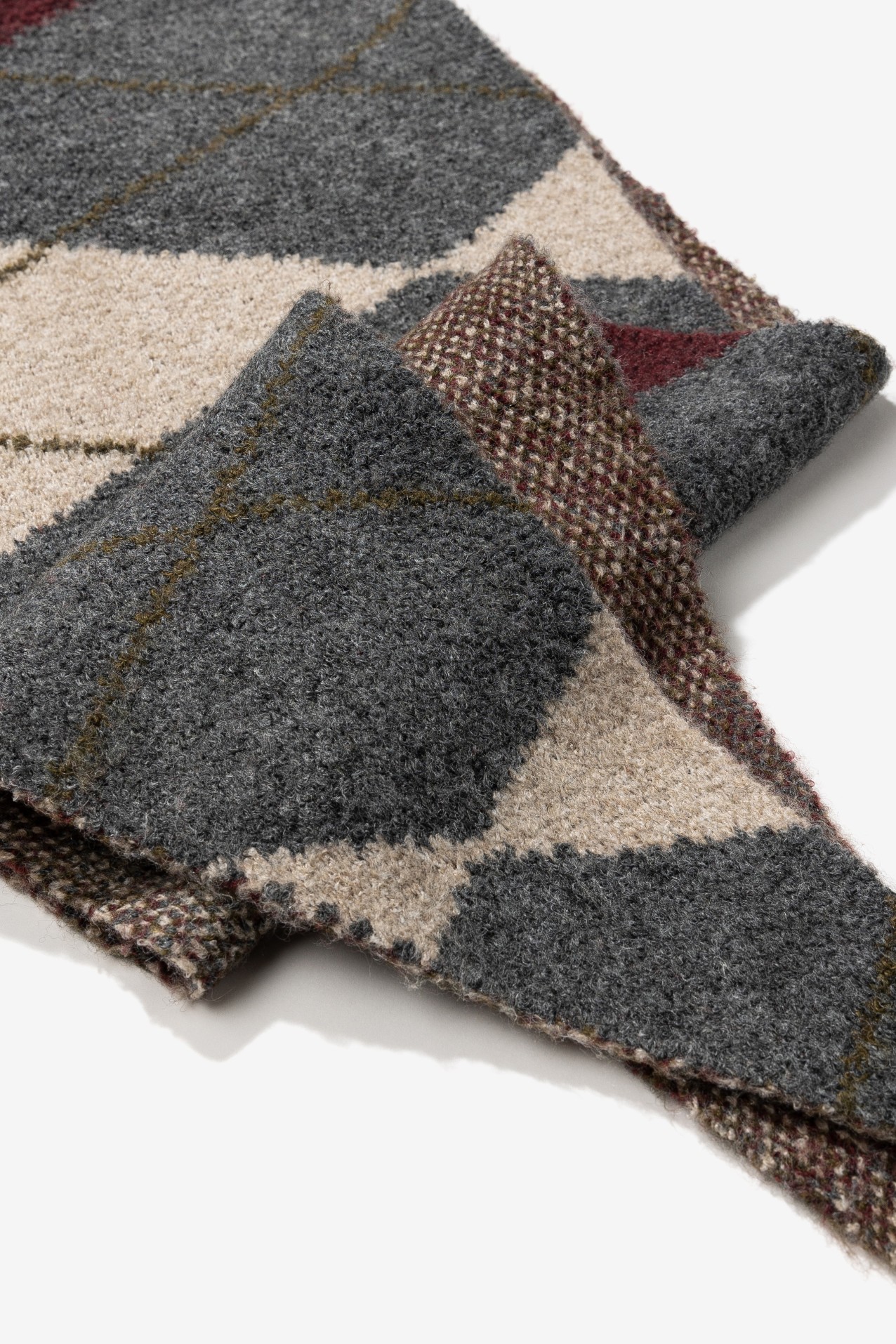 Geometric Triangular Scarf