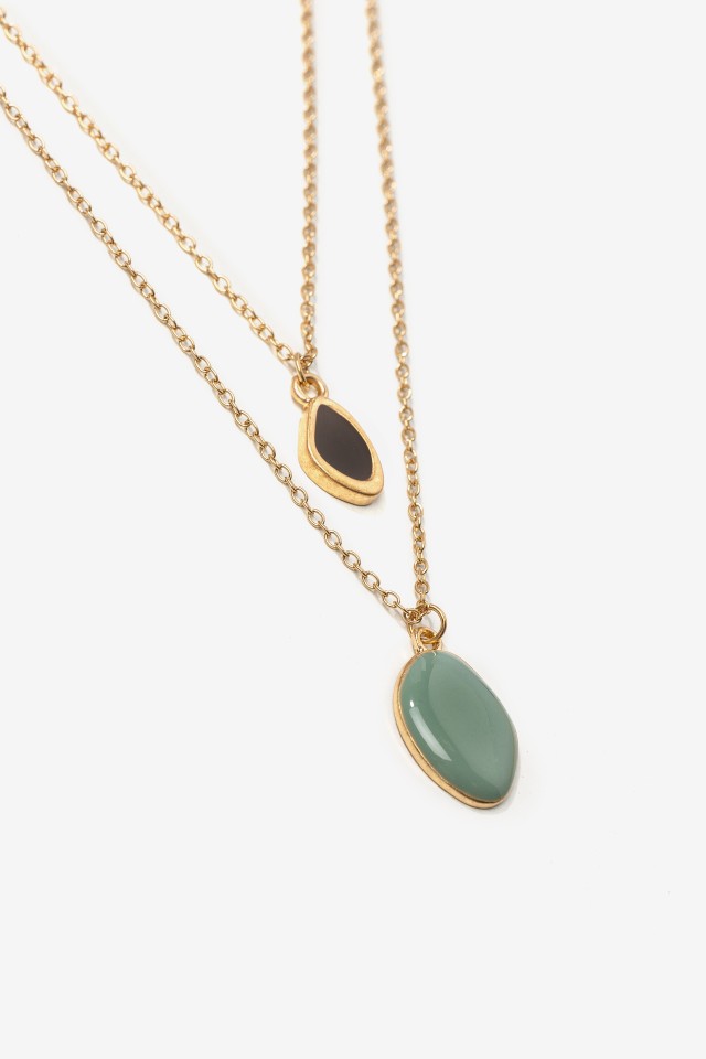 Layered Gold Necklace Set Layered Gold Necklace Set