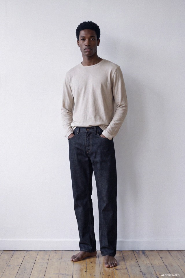Straight Fit Dark Jeans