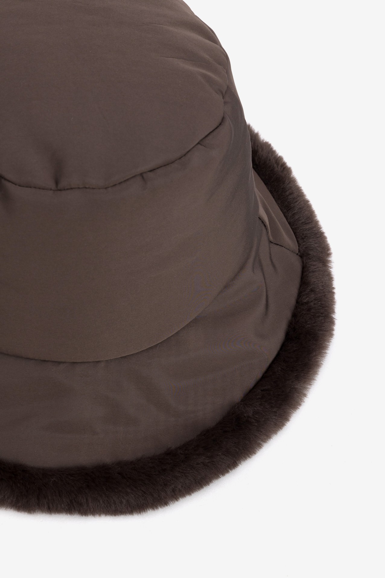Chap�u Castanho Felpudo