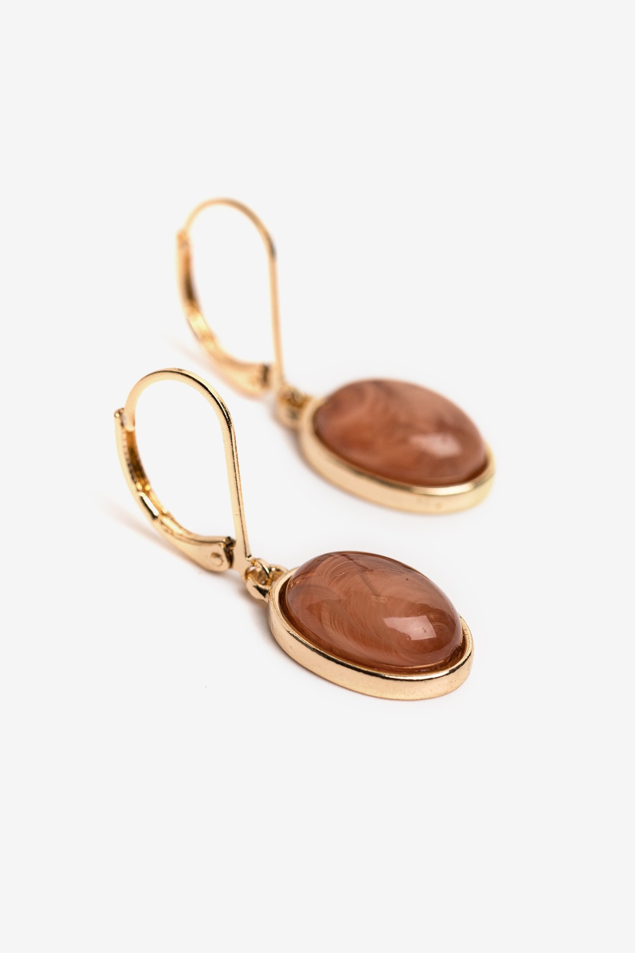 Gold Minimalist Oval Earrings