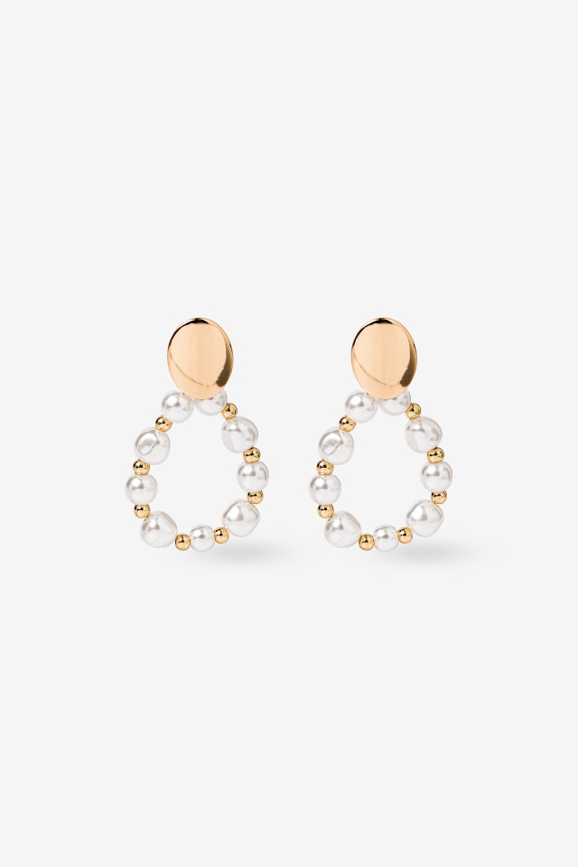 Gold Oval Pearl Earrings
