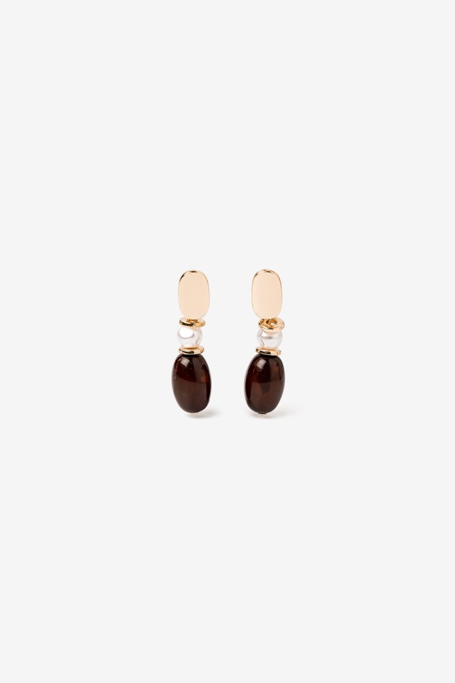 Gold Drop Oval Earrings