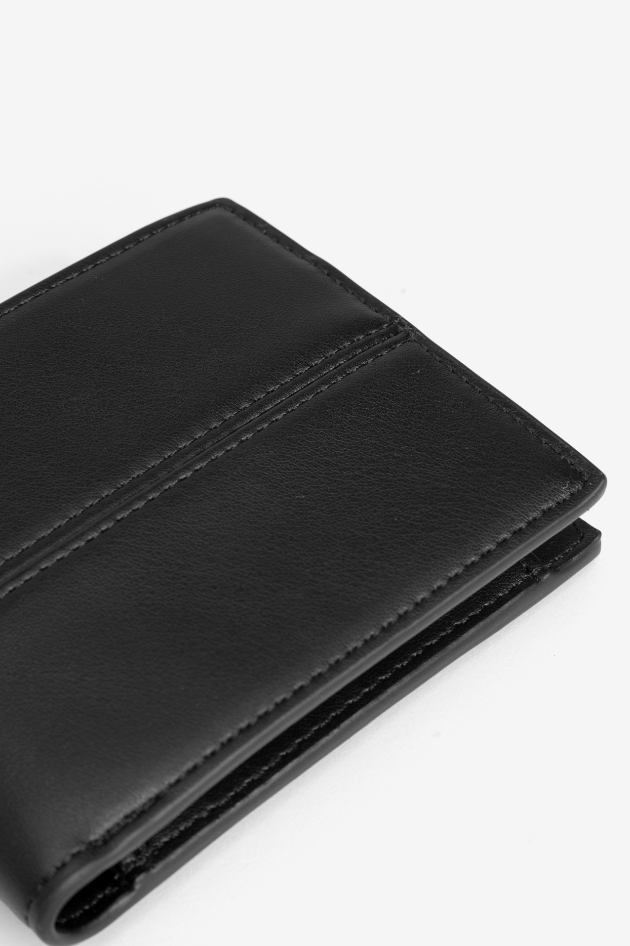 Black Minimalist Coin Wallet