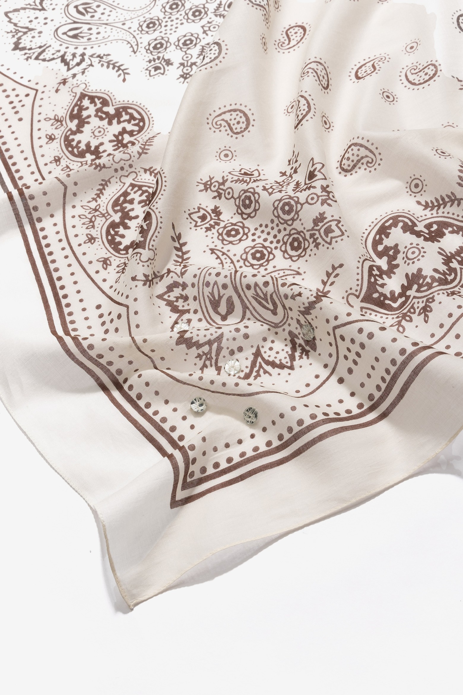 Bandana beige estampado paisley
