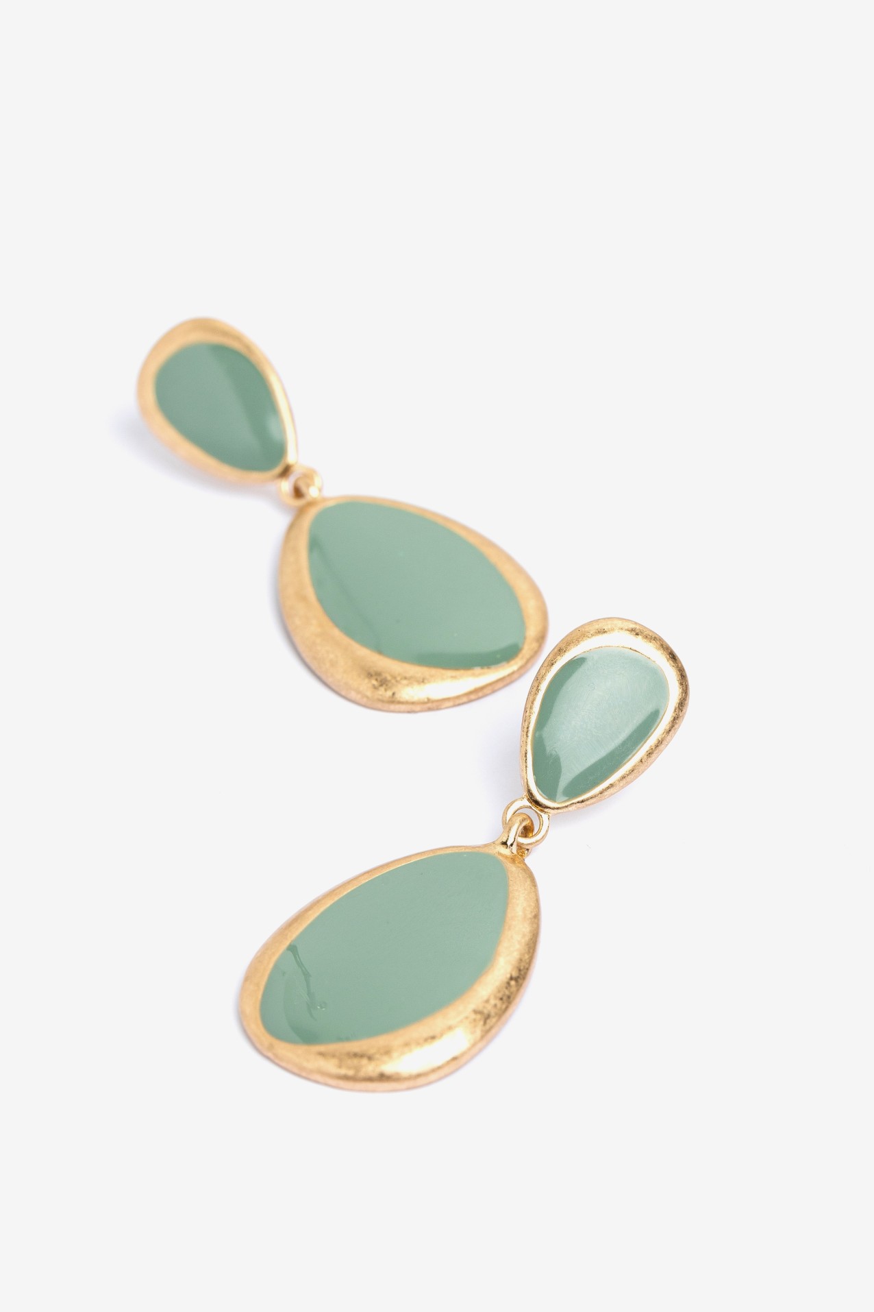 Gold Tone Drop Earrings