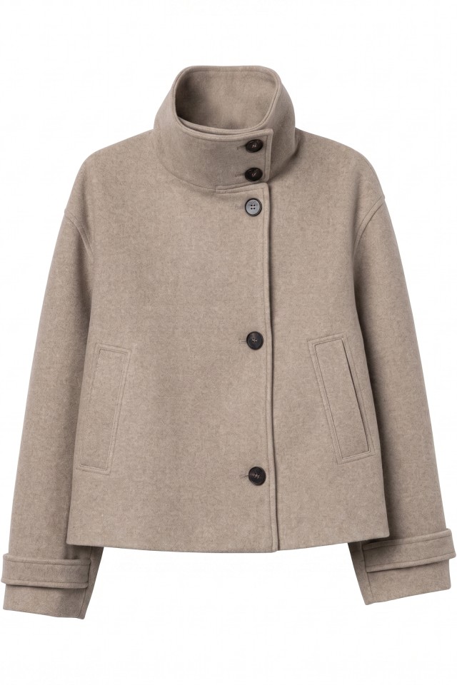 Chaqueta corta beige minimal Chaqueta corta beige minimal