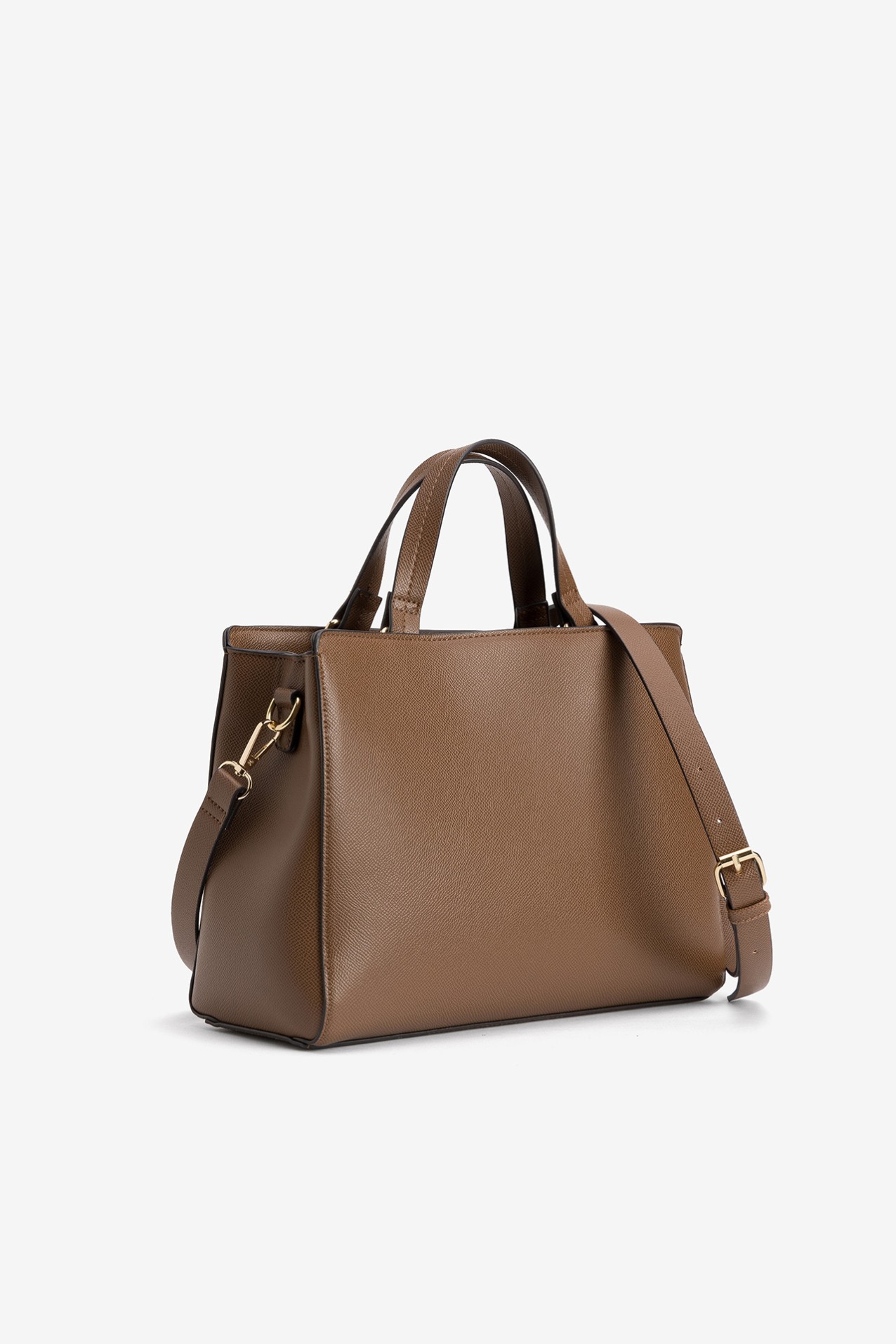 Bolso marr�n con asa larga