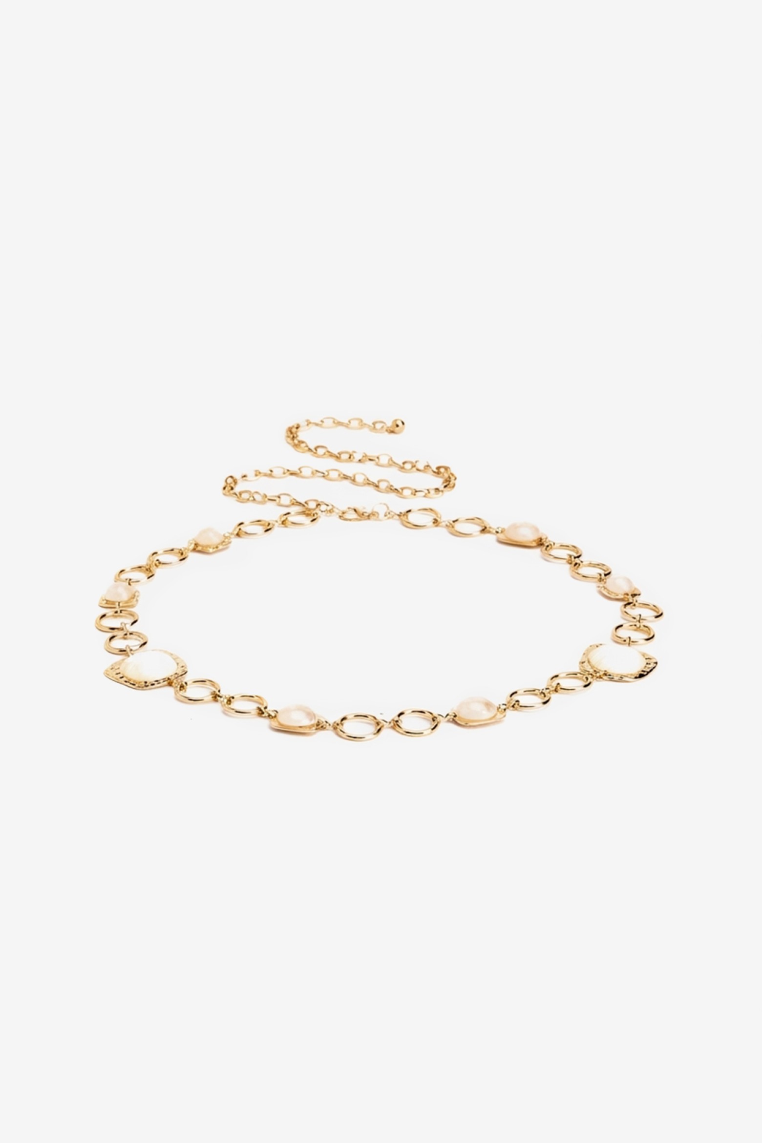 Cinto dourado com elos