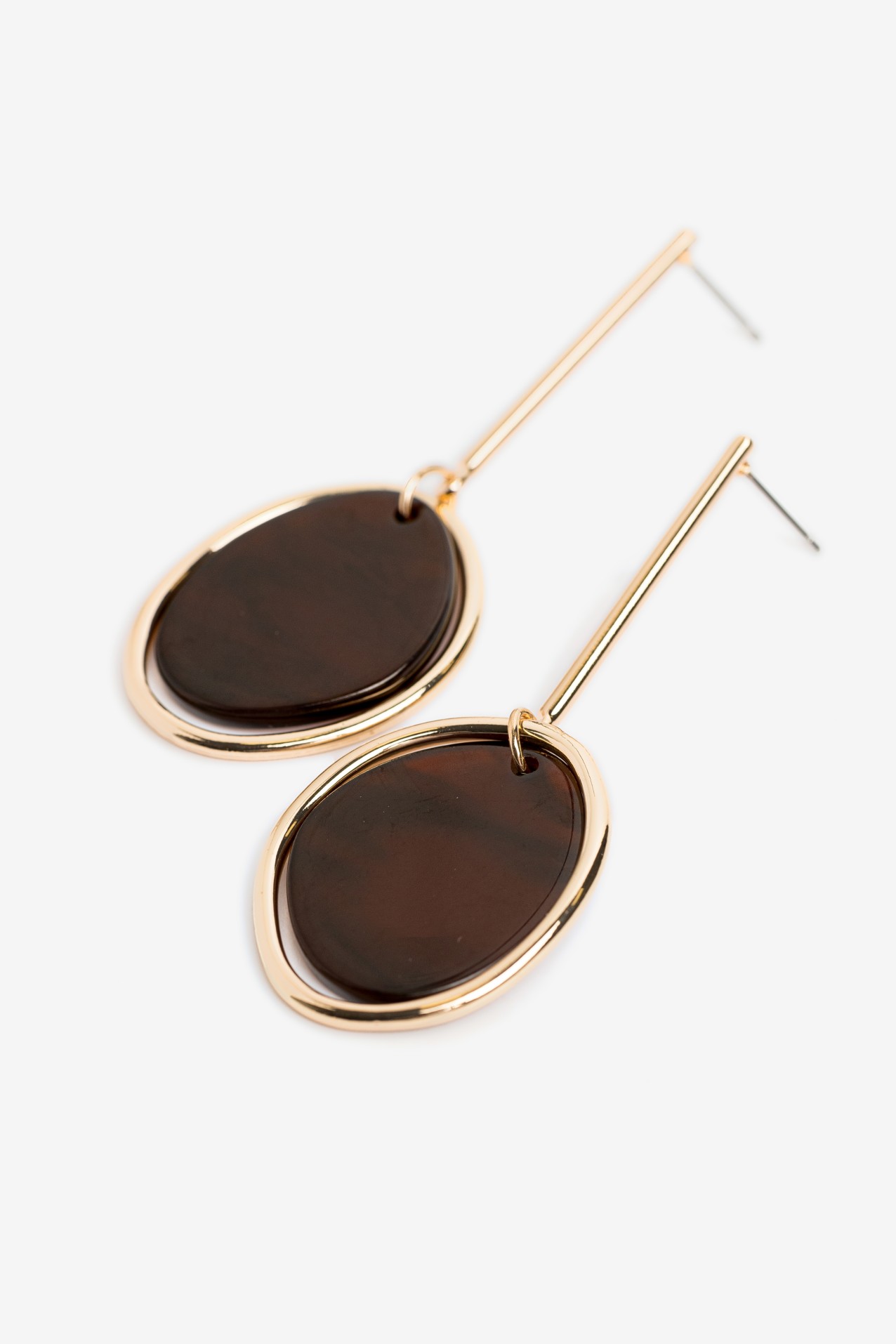 Pendientes marr�n ovalados