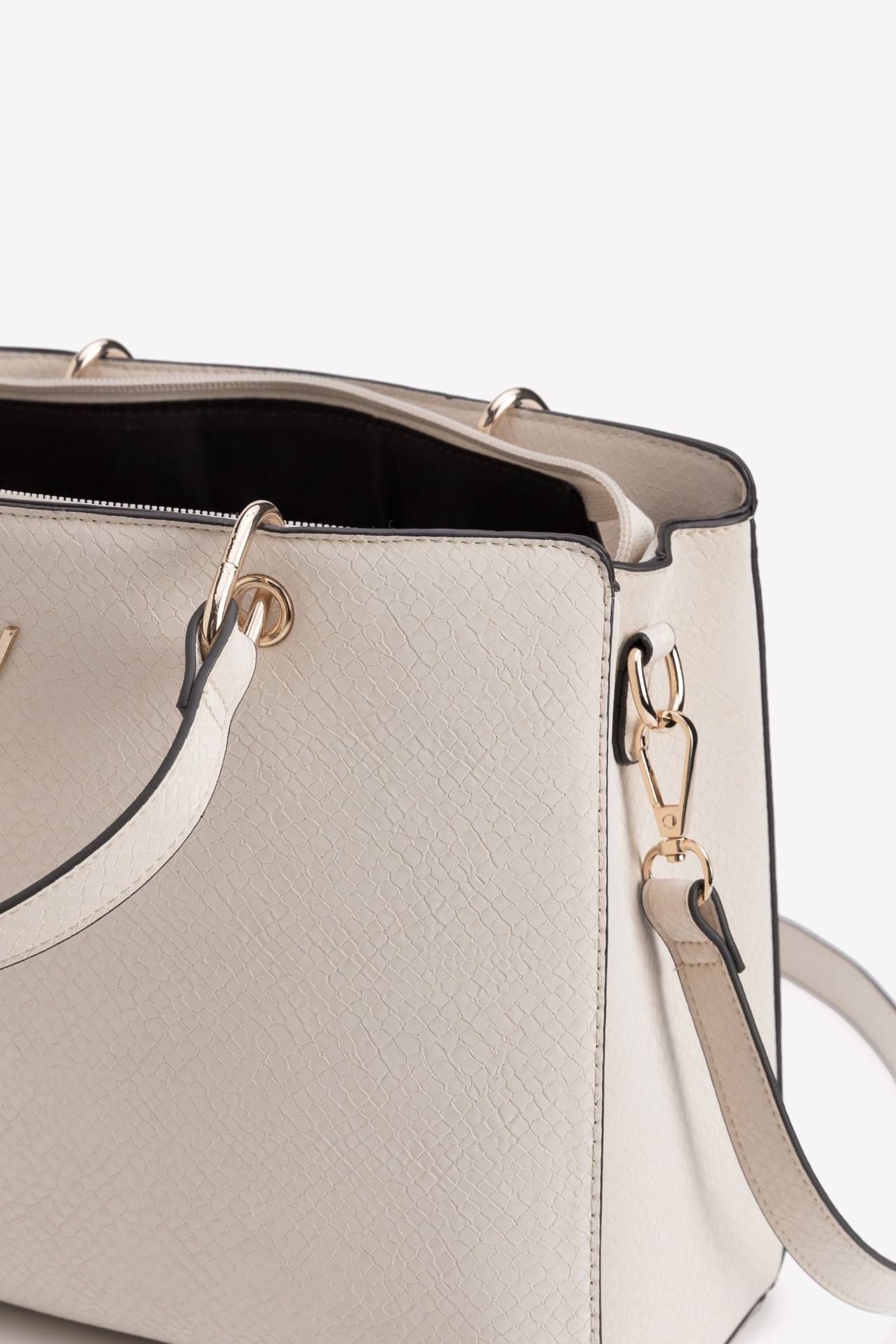 Bolso beige estructurado