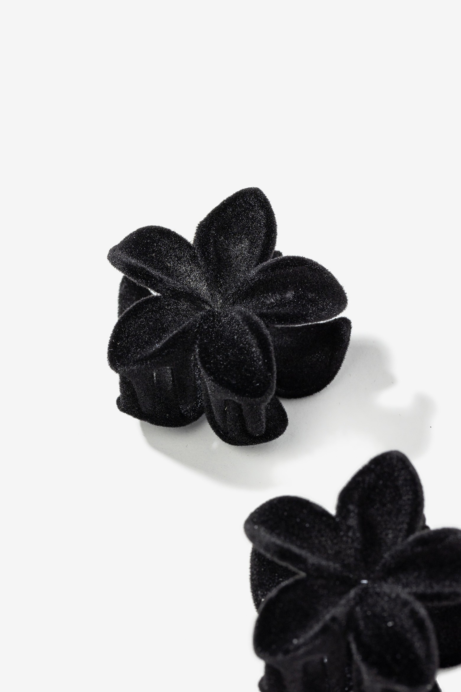 Black Flower Hair Clips