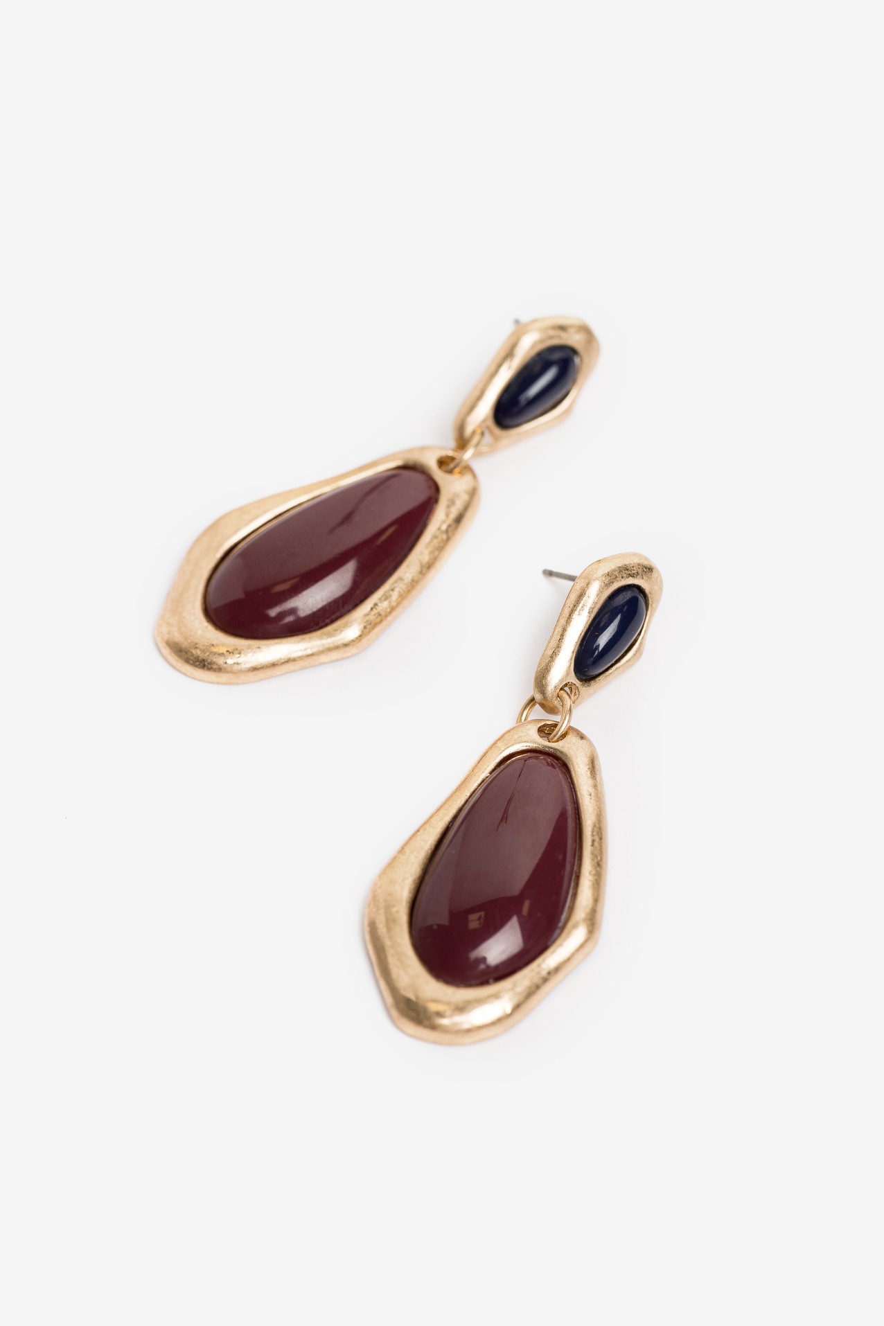 Gold Earrings Modern Touch