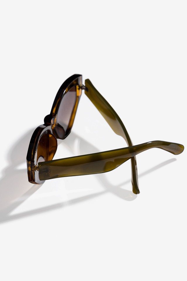 Chunky Retro Green Sunglasses Chunky Retro Green Sunglasses