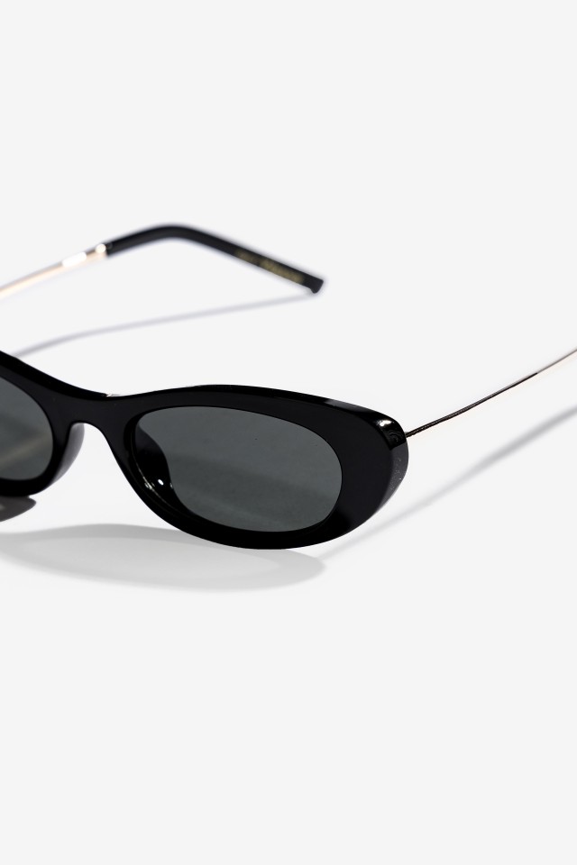 Slim Black Cat-Eye Sunglasses Slim Black Cat-Eye Sunglasses