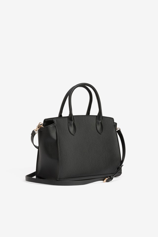 Bolso negro estructurado chic Bolso negro estructurado chic