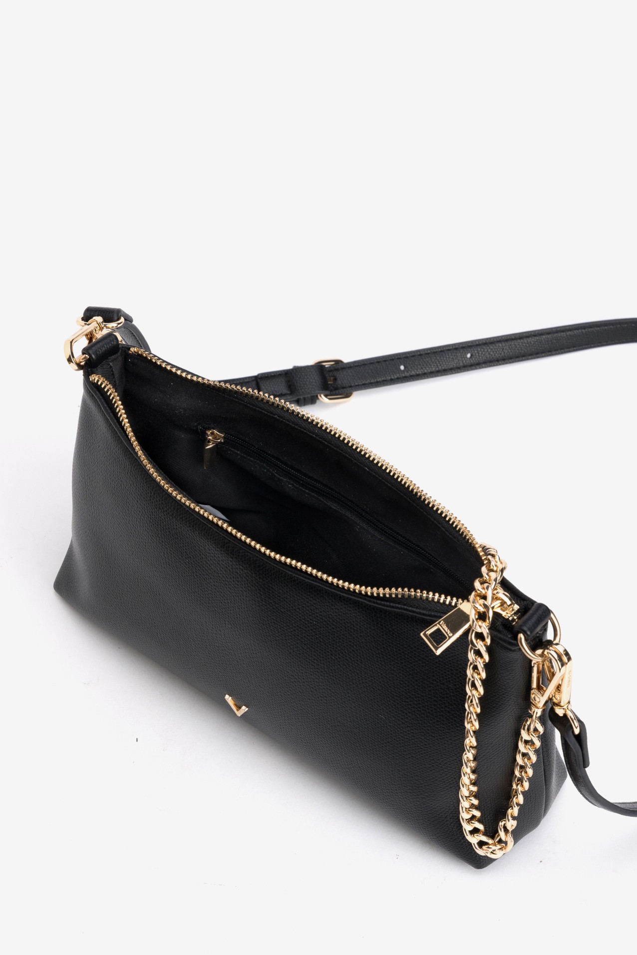 Black Wallet With Chain