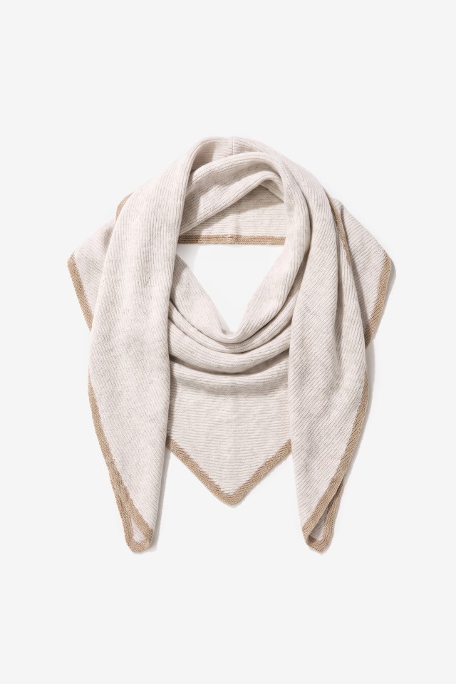 Ribbed Triangular Scarf