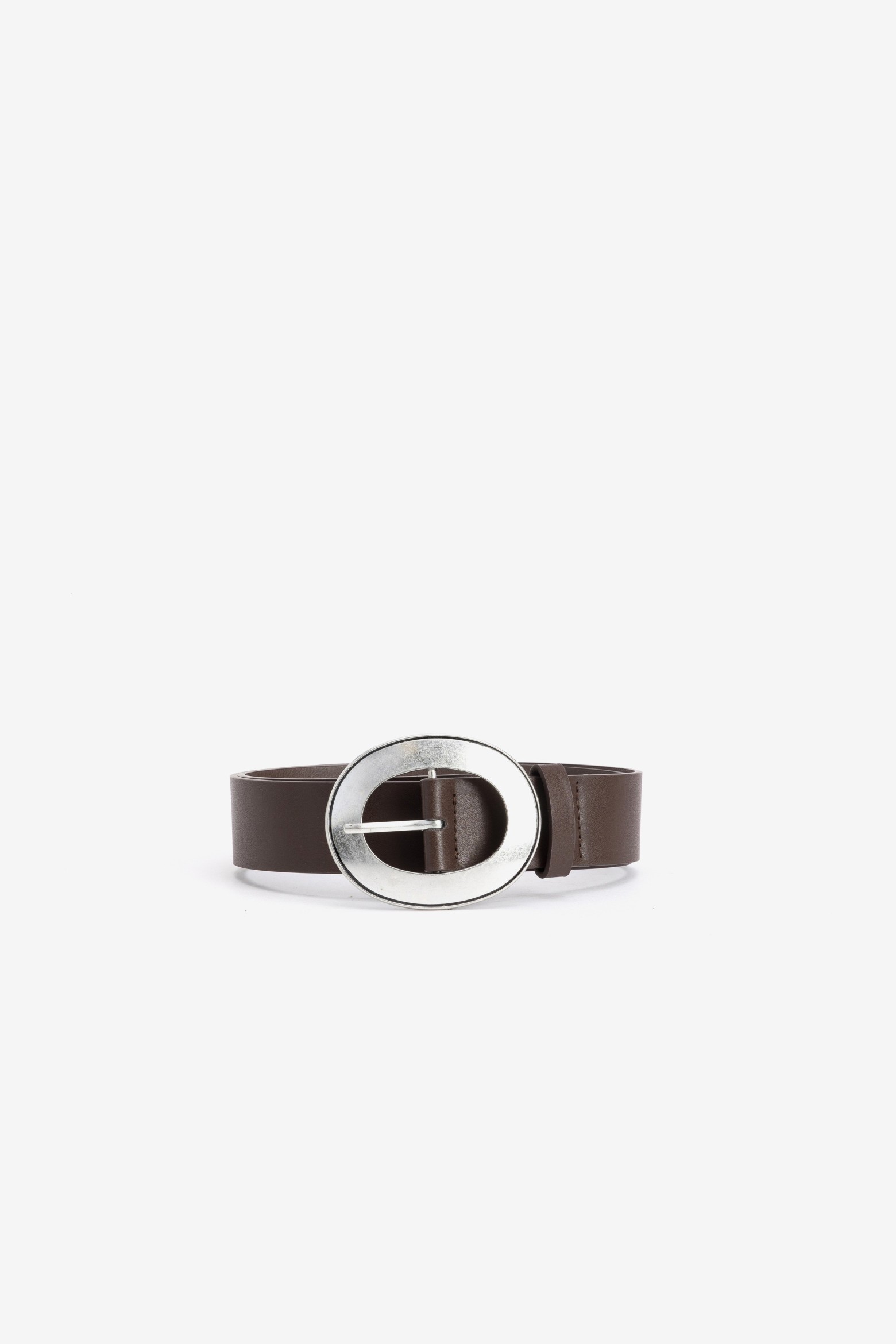 Cinto castanho fivela oval