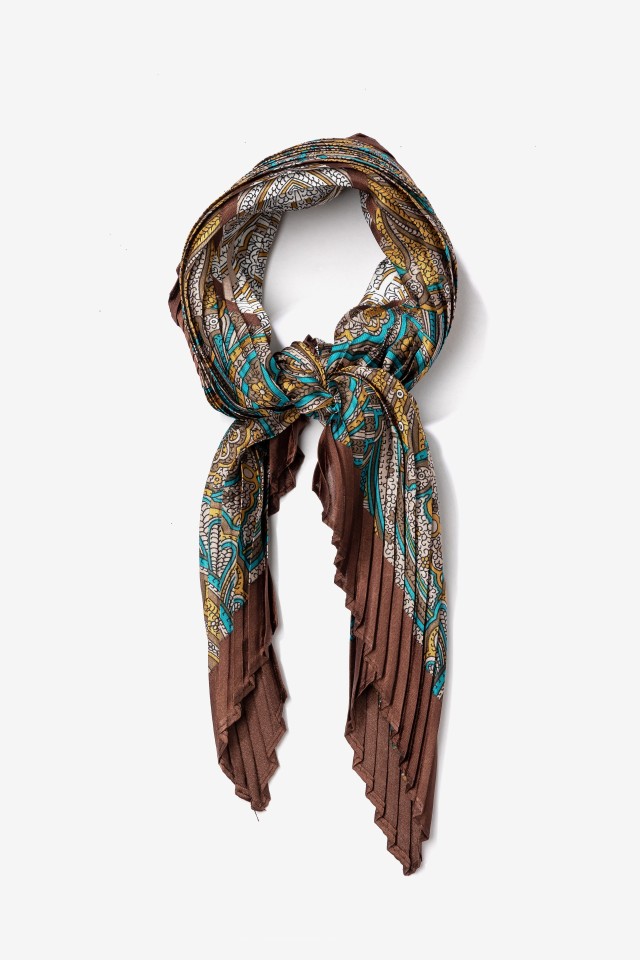 Brown paisley patterned bandana